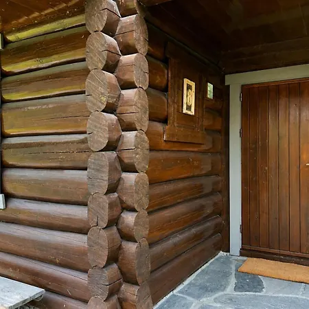 Mountain 8 In Al With Sauna *